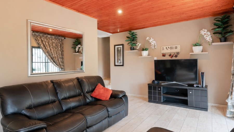 4 Bedroom Property for Sale in Cashan North West